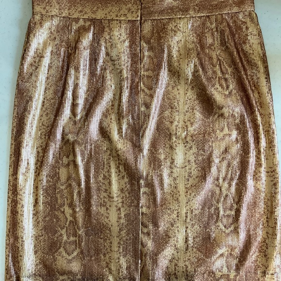CLEARANCE Antonio Melani - Size 14 Gold/ Metallic Snake skin skirt NWT - Picture 2 of 8